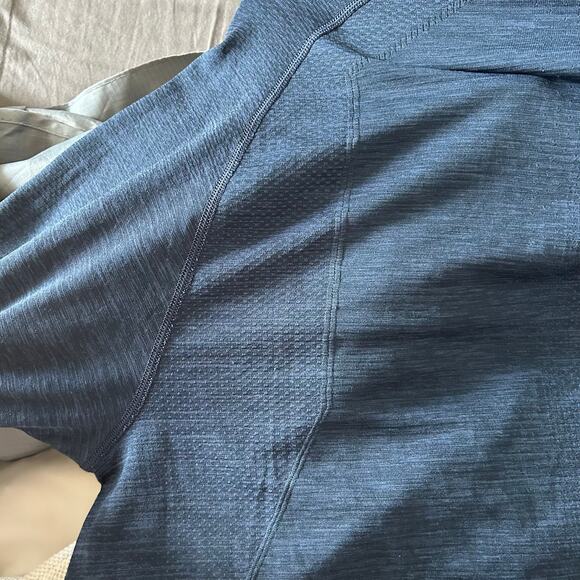 Lululemon Metal Vent Tech 1/2 Zip II – XXL – Mineral Blue / Nautical Navy – EUC - Picture 9 of 11